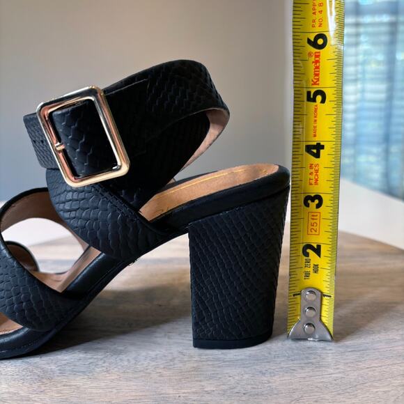 Vionic Blaire Block Heel Sandals Black Snake Embossed Leather Women’s Size 9.5 - Picture 12 of 12